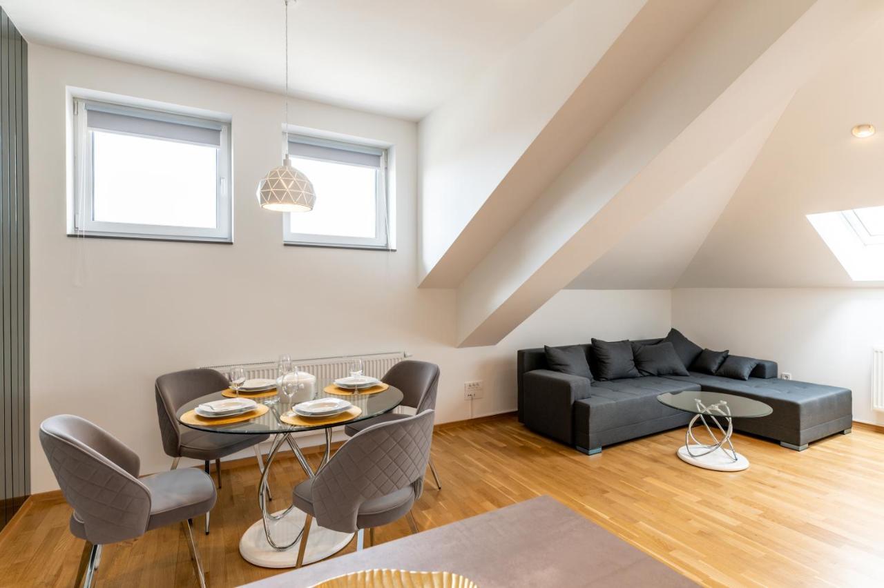 קופריבניצה Apartments Adversarium מראה חיצוני תמונה